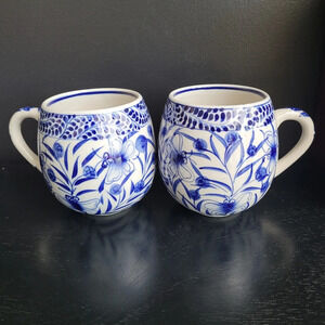 Blue and  White Floral Butterfly Design Large Bulbous Ceramic Tea Coffee Mug Cup